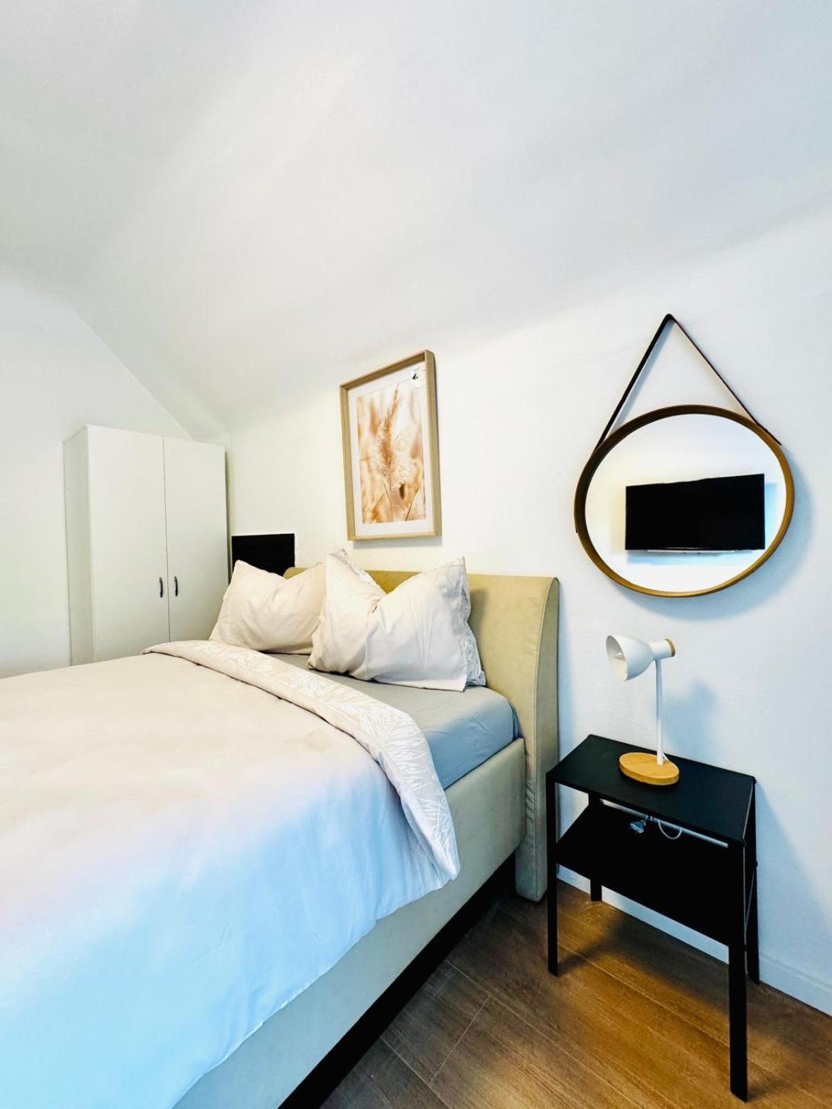 Spacious 6br Shared With Garden Near Danube For 16 Guests Appartement *