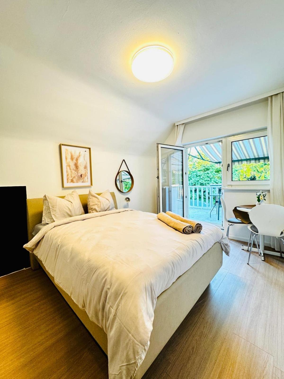 Spacious 6br Shared With Garden Near Danube For 16 Guests Apartment *